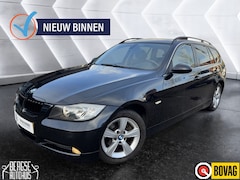 BMW 3-serie Touring - 325i High Executive Pano youngtimer