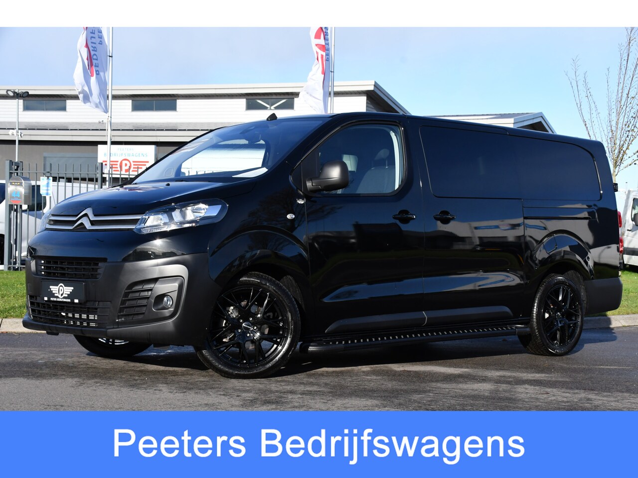 Citroën Jumpy - 2.0 145 L3 DC Black Edition DEMO, 360 Camera, Cruise, Carplay, 2 x Schuifdeur, Clima, Keyl - AutoWereld.nl