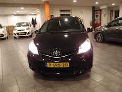 Toyota Yaris - 1.3 16v VVT-i 99pk 5D Now