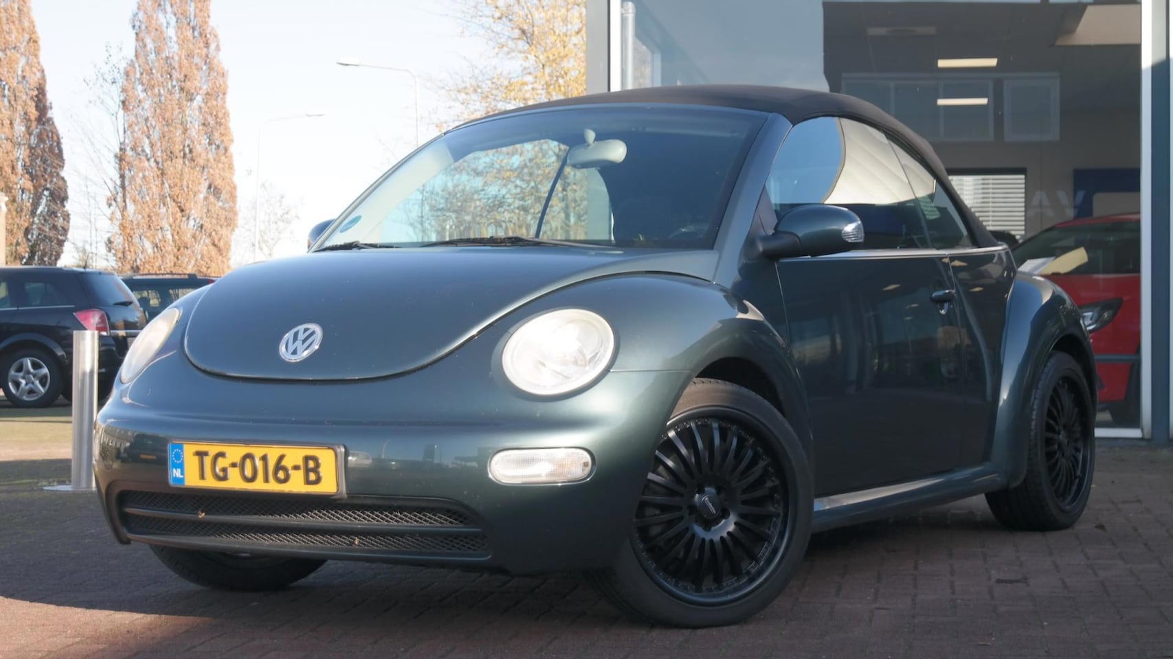 Volkswagen New Beetle Cabriolet - 1.4 Cabrio | Youngtimer | Elek. pakket |LM velgen | Inruil mogelijk - AutoWereld.nl