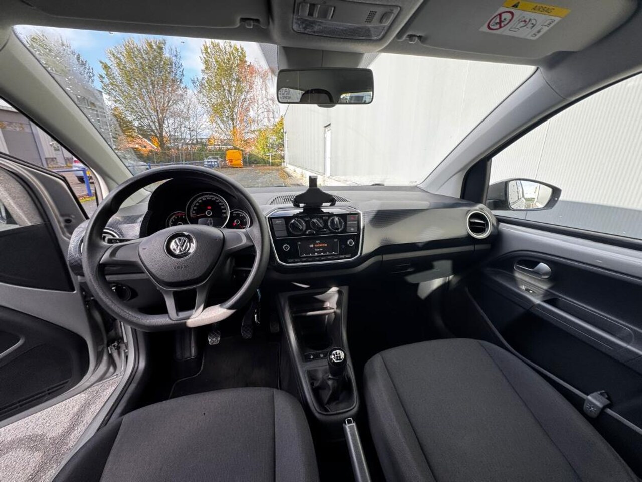 Volkswagen Up! - 1.0 BMT move up! 1.0 BMT move up!