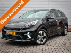 Kia e-Niro - DynamicLine 64 kWh | Clima | Cruise | Navi | Pdc | Led | Camera | 3 fase lader