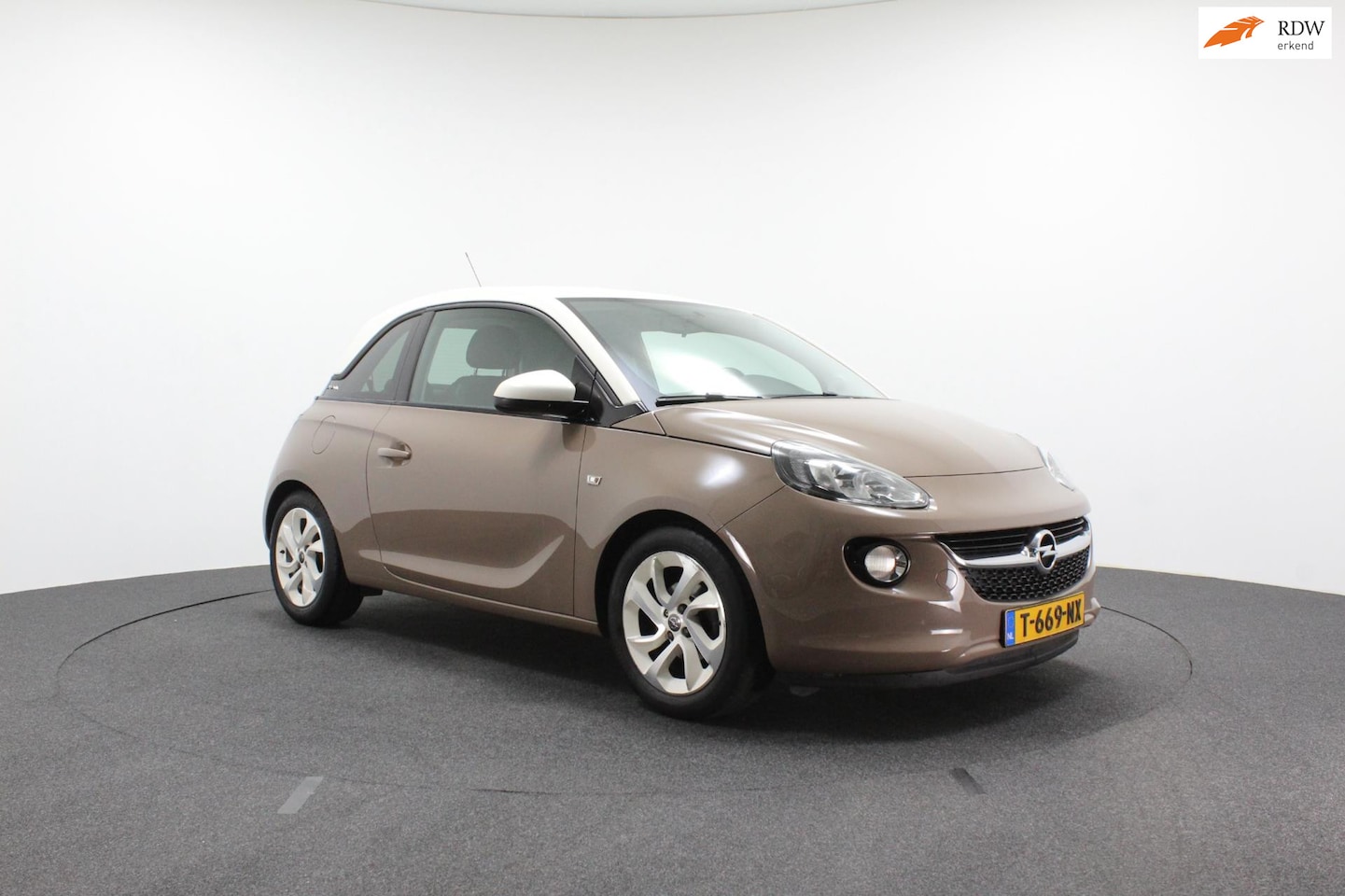Opel ADAM - 1.2 S | Groot scherm | Airco | Sportvelgen | Cruise control | Parkeersensoren - AutoWereld.nl
