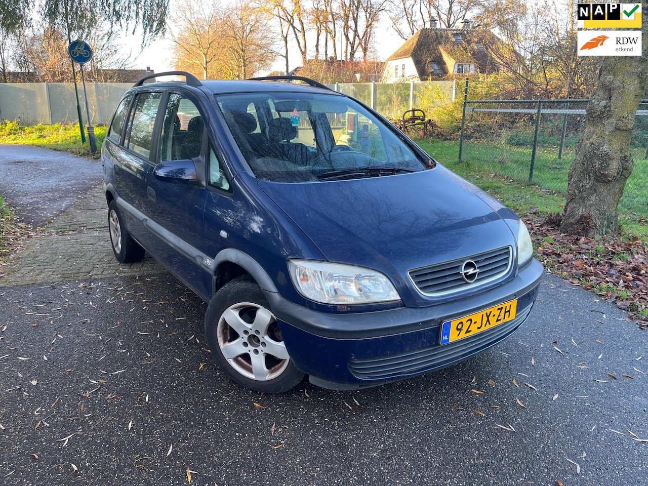 Opel Zafira - 1.8-16V Comfort 7-Zits! | APK 11-2026! | AIRCO - AutoWereld.nl