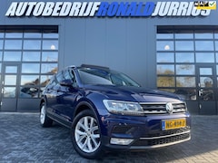 Volkswagen Tiguan - 1.4 TSI ACT Highline NL.Auto/Panoramadak/Virtual Cockpit/Carplay/Trekhaak/Adaptive-Cruise/