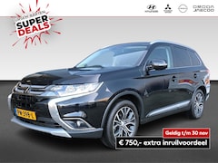 Mitsubishi Outlander - 2.0 Connect Pro | Automaat | Stoel/stuurverwarming | 360 Camera | Trekhaak |