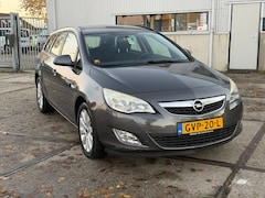 Opel Astra Sports Tourer - 1.7 CDTi Selection