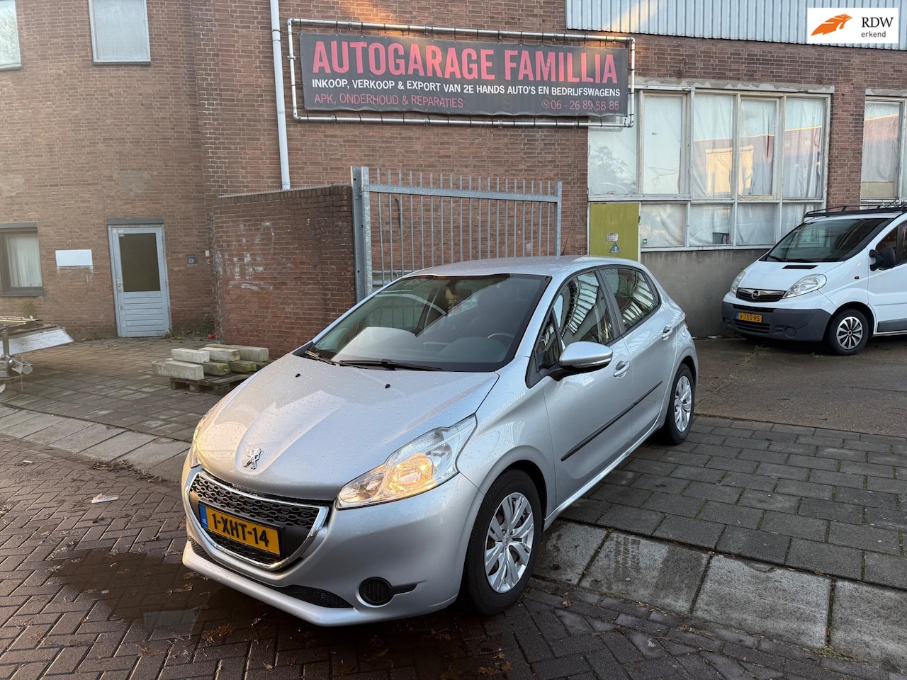 Peugeot 208 - 1.4 HDi Active 1.4 HDi Active - AutoWereld.nl