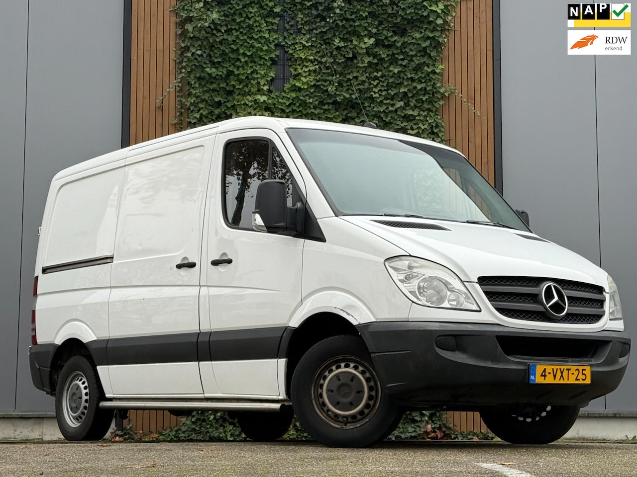 Mercedes-Benz Sprinter - 210 2.2 CDI 325|TREKHAAK|AIRCO|SCHUIFDEUR - AutoWereld.nl