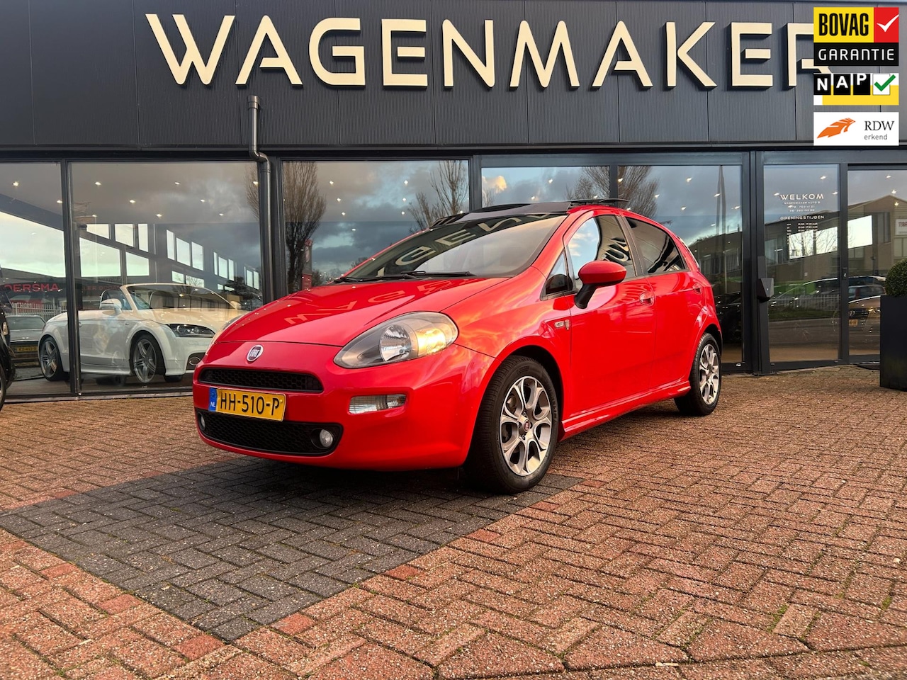 Fiat Punto Evo - 0.9 TwinAir Lounge Clima|Cruise|PANO|Trekhaak - AutoWereld.nl