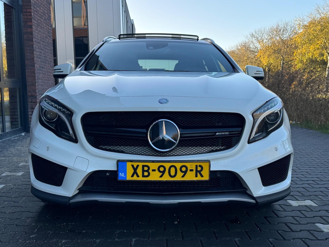 Mercedes-Benz GLA-Klasse - 250 Edition 1 Camera|Pano|Trekhaak|Xenon - AutoWereld.nl