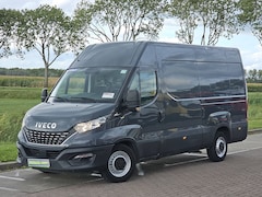 Iveco Daily - 35S14V 2.3 352 L2H2 3.5T-Trekhaak Automaat Airco Euro6