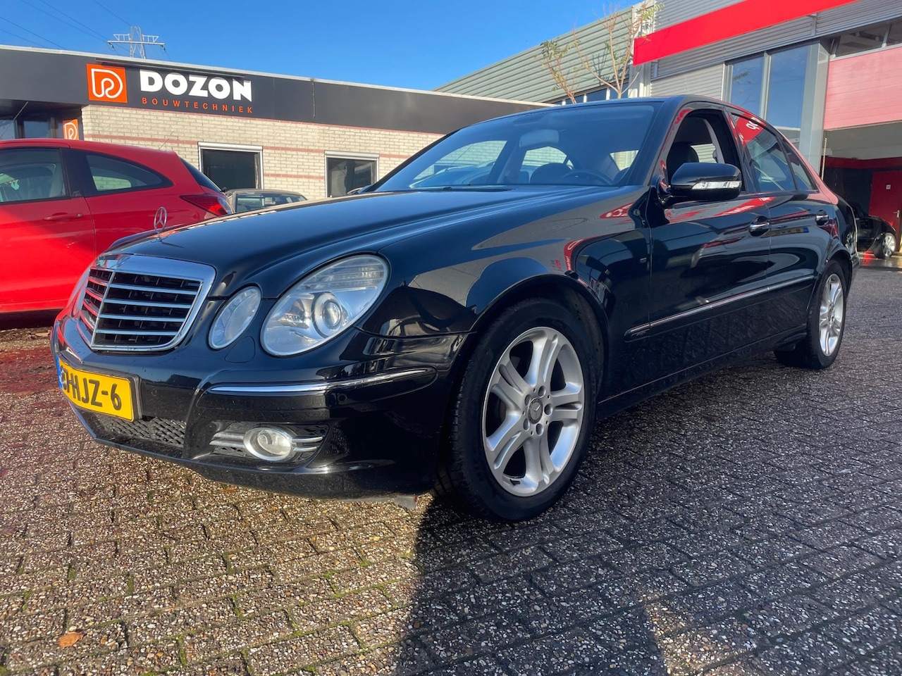 Mercedes-Benz E-klasse - 230 Avantgarde 1 ste eigenaar 88000 km - AutoWereld.nl