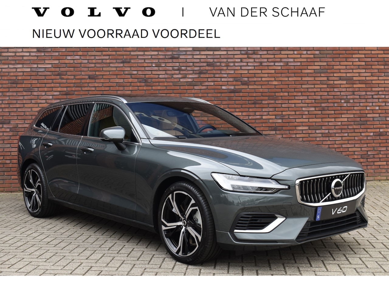 Volvo V60 - T6 350PK Plug-in hybrid AWD Ultra Bright | Lounge | 19'' | Bowers & Wilkins | 360 Camera | - AutoWereld.nl
