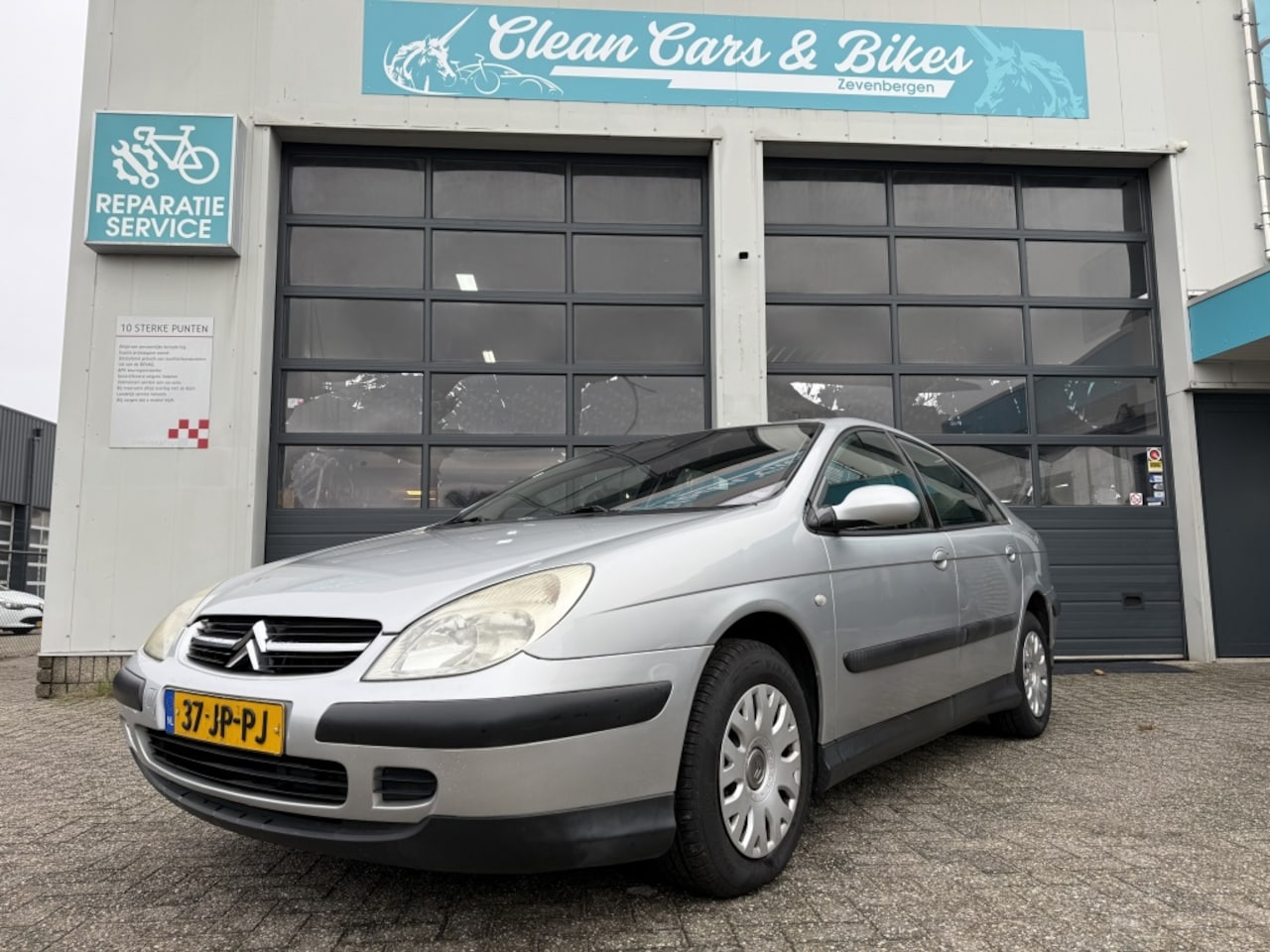 Citroën C5 - 2.0-16V L. Prestige - AutoWereld.nl