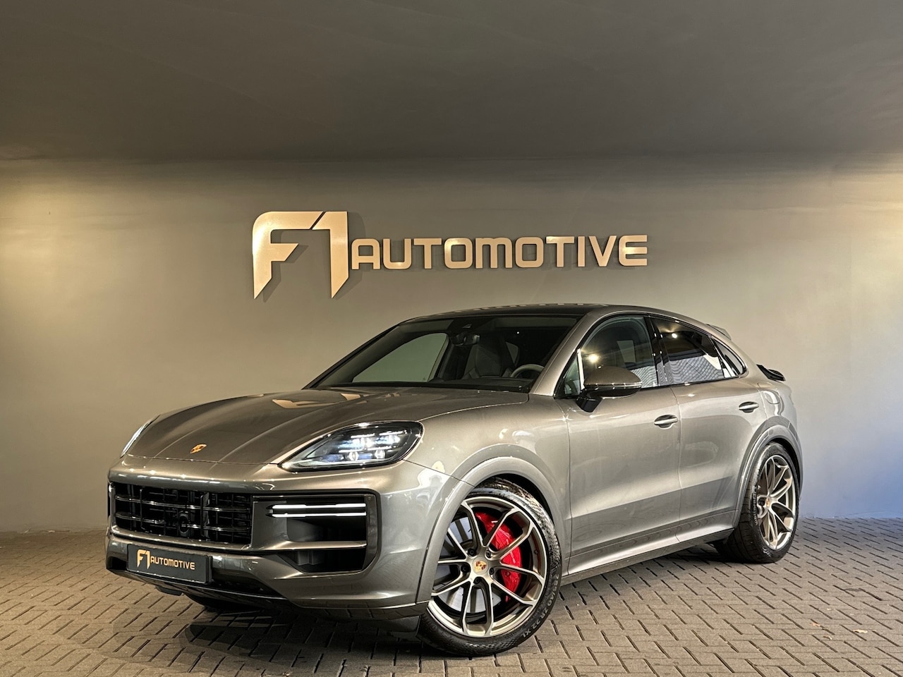 Porsche Cayenne Coupé - 4.0 Turbo E-Hybrid Pano|BOSE|Trekh|NAP - AutoWereld.nl