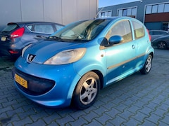 Peugeot 107 - 1.0-12V XS 5 deurs | Schade | NAP