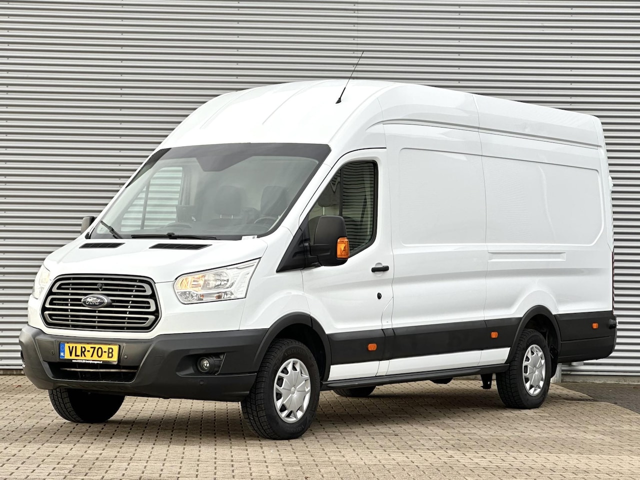 Ford Transit - 350 2.0 TDCI RWD L4H3 Trend Airco|Cruise|Camera| - AutoWereld.nl