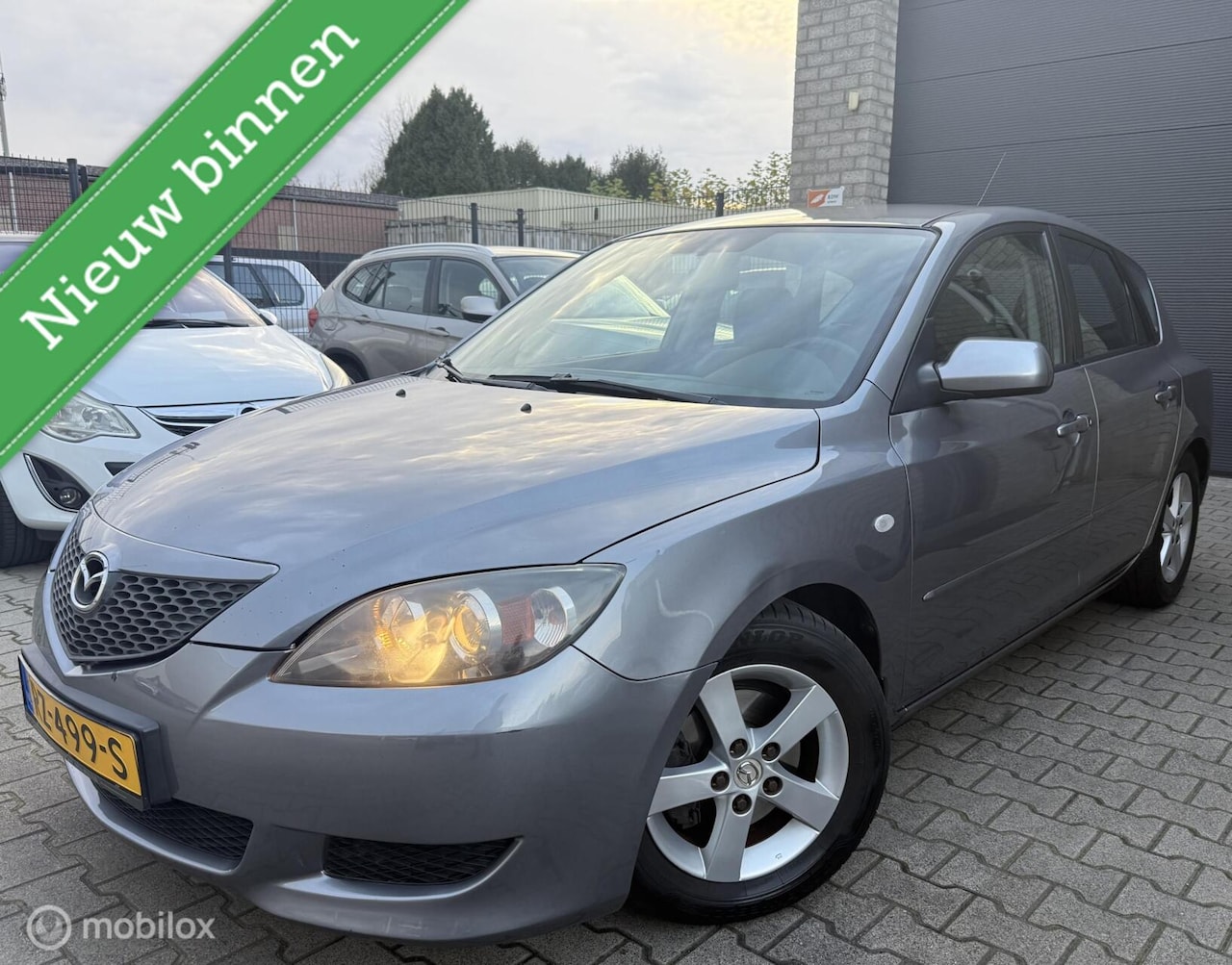 Mazda 3 Sport - 1.6 Touring / 5DRS / Airco /150.000KM - AutoWereld.nl