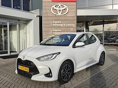 Toyota Yaris - 1.5 VVT-i Dynamic ALL-SEASON NAVI LM-VELGEN KEYLESS DAB+ BLUETOOTH APPLE/ANDROID AD-CRUISE