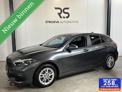 BMW 1-serie - 118i Sport Edition | Navi | LED | Cruise | PDC | CarPlay | Virtual | Org NLD |