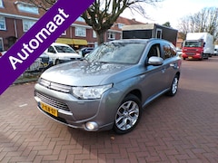 Mitsubishi Outlander - 2.0 PHEV Instyle 1E EIGENAAR..... SCHUIFDAK NAVI TEL CRUISECONT CAMERA