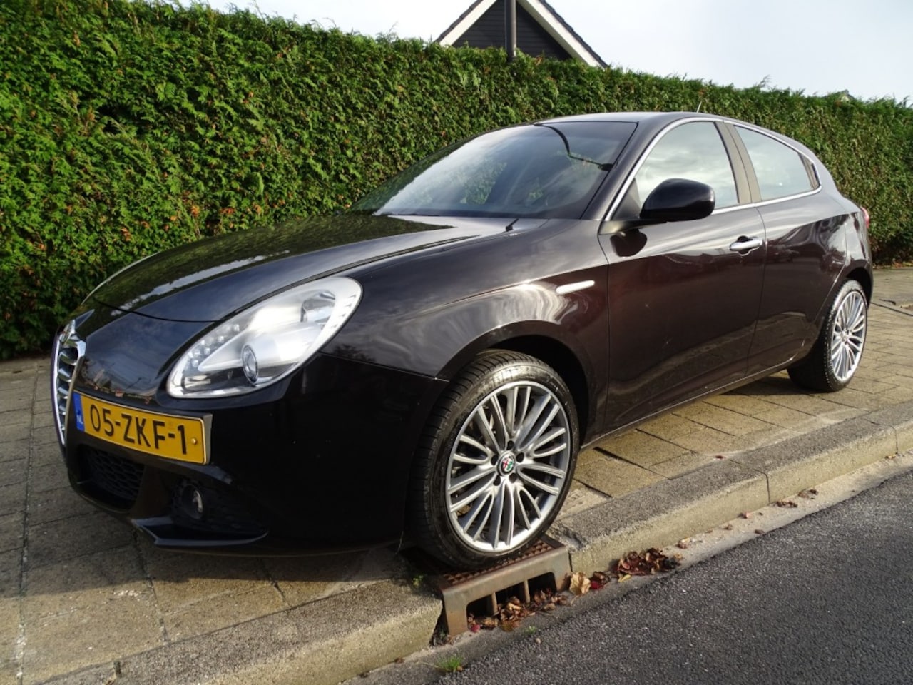 Alfa Romeo Giulietta - 1.4 T BNS EXEC 170 Pk Limited Edition-Navi-Blth-Cruise-Pdc-Clima - AutoWereld.nl