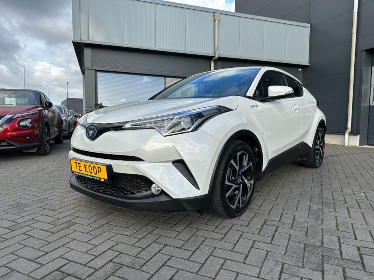 Toyota C-HR - 1.8i Hybride Aut. Dynamic Navi. Camera stoelverw. - AutoWereld.nl