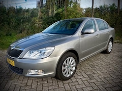 Skoda Octavia - 1.8 TSI AMBITION BNS / GEREVISEERDE MOTOR