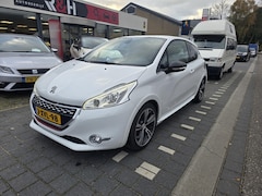 Peugeot 208 - 1.6 THP GTi zeer mooi dealer onderhouden en slechts 27500 km gelopen