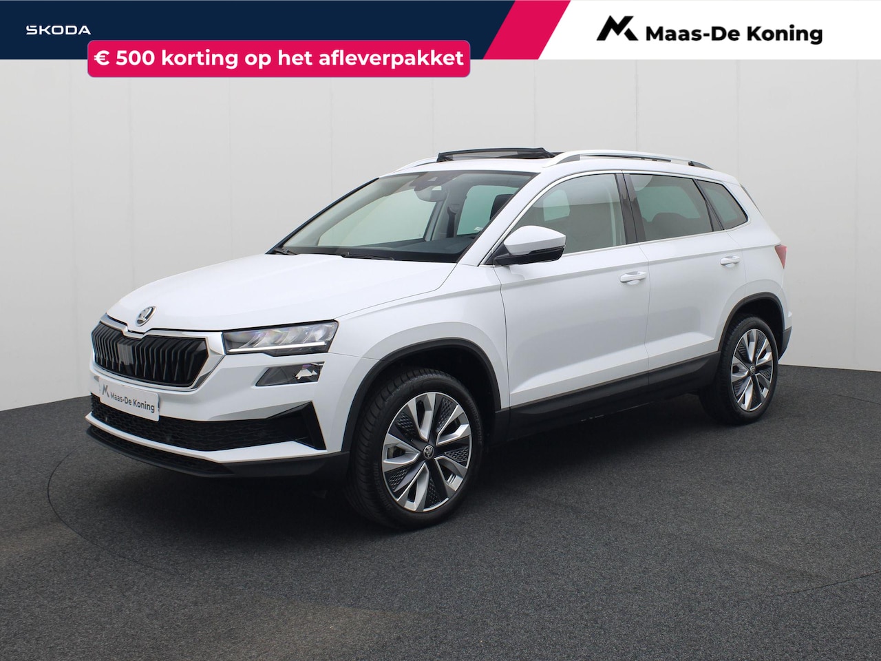 Skoda Karoq - 1.5TSI/150PK DSG Business Edition · Panoramadak · Parkeersensoren + Camera · App-Connect · - AutoWereld.nl