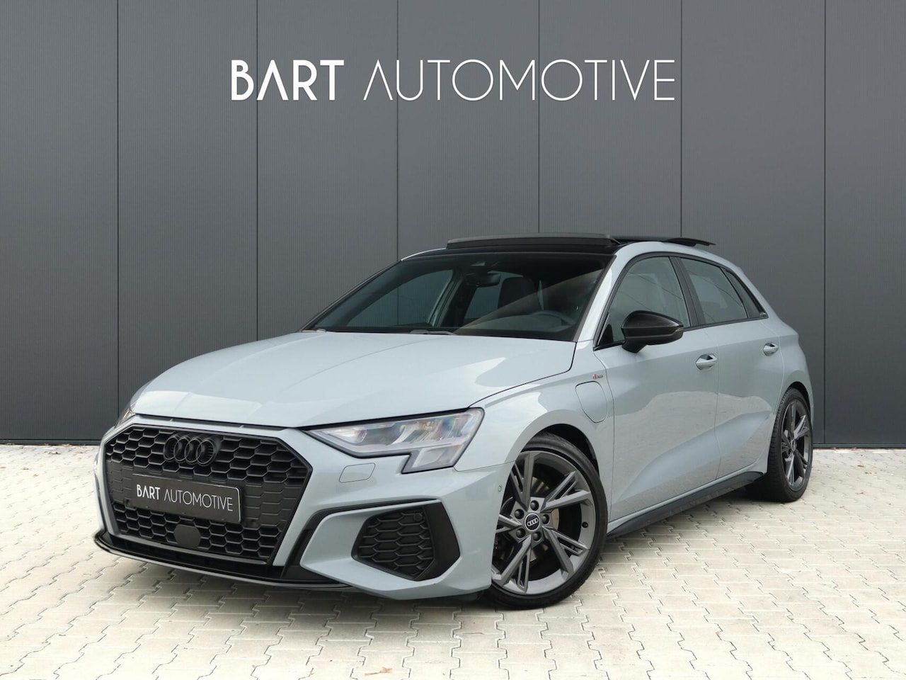 Audi A3 Sportback - 40 TFSI e S-Line|Audi Exclusive|Camera|B&O|Pano - AutoWereld.nl