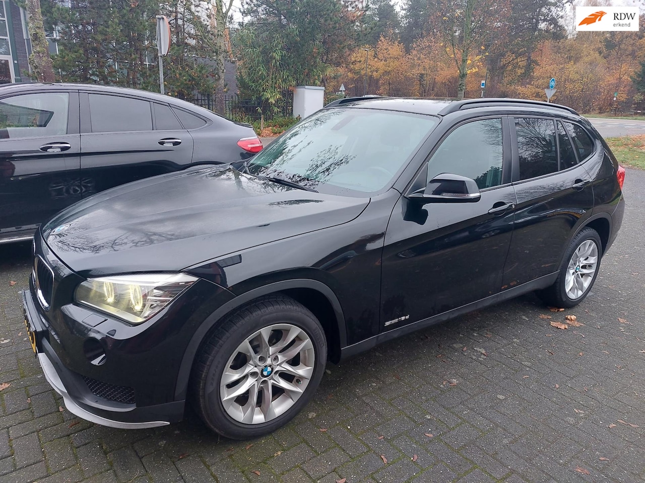 BMW X1 - SDrive16d Executive / Auto goed werkt en goed rijdt - AutoWereld.nl