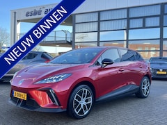 MG MG4 Electric - Luxury 64 kWh 204 pk Navigatie Camera Warmtepomp Carplay Stoelverwarming Elek Stoel Keyles