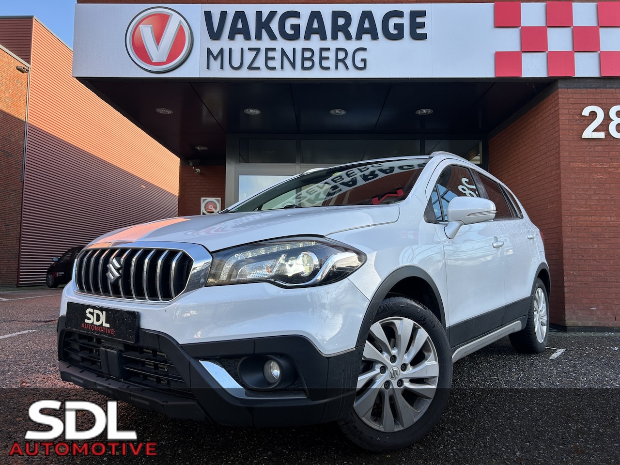 Suzuki S-Cross - 1.0 Boosterjet Select 1e EIGENAAR!! // FULL LED // NAVI + CARPLAY // KEYLESS // CAMERA // - AutoWereld.nl