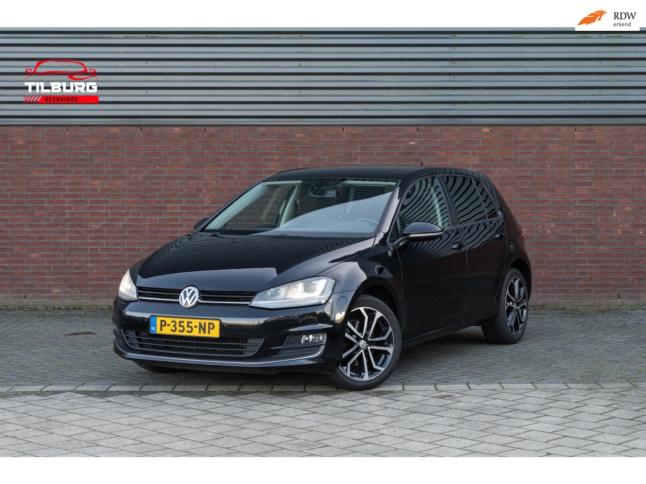 Volkswagen Golf - 1.4 TSI Highline | LED | ACC | PDC | - AutoWereld.nl
