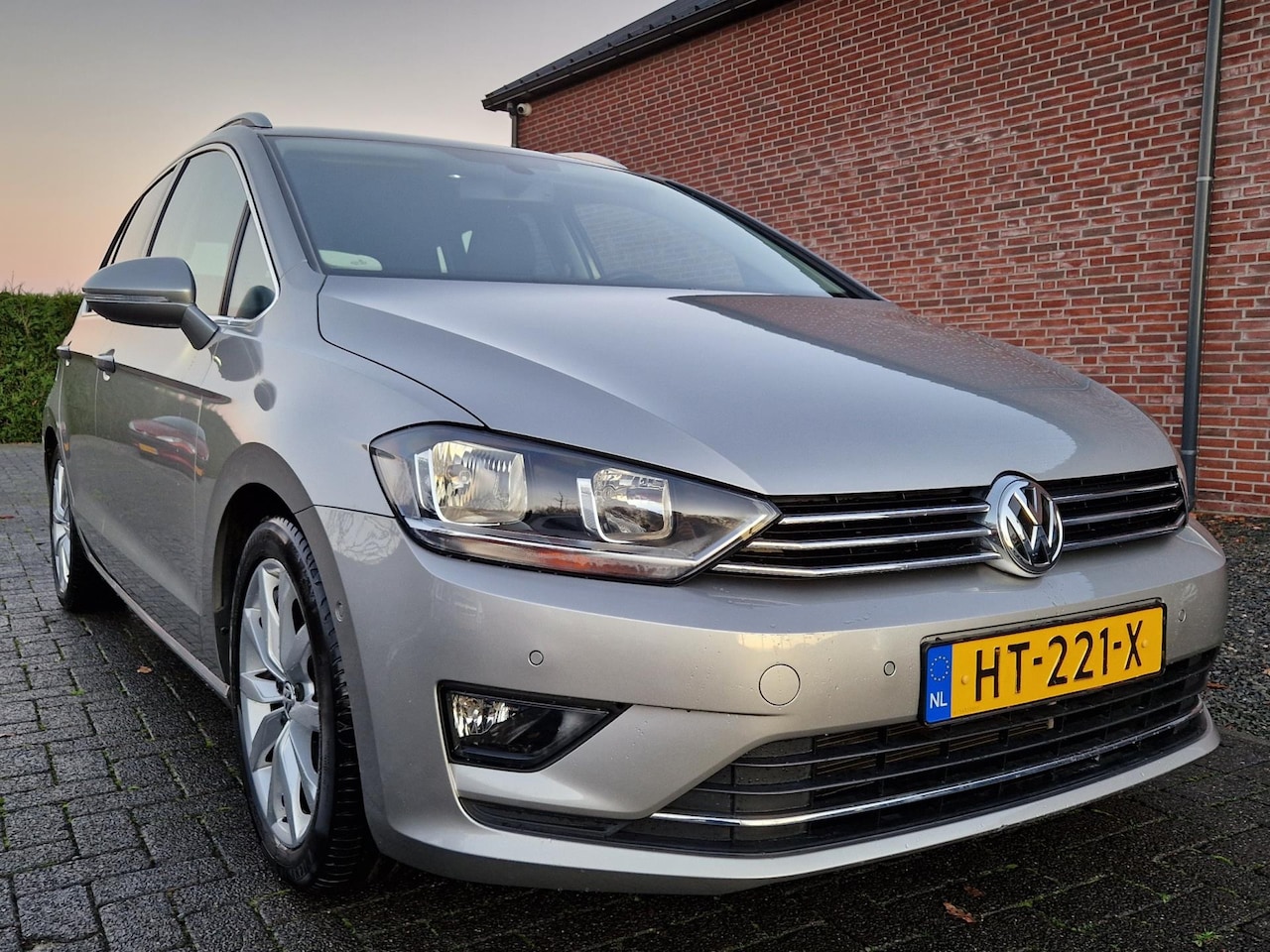 Volkswagen Golf Sportsvan - 1.4 TSI Highline 1.4 TSI Highline - AutoWereld.nl