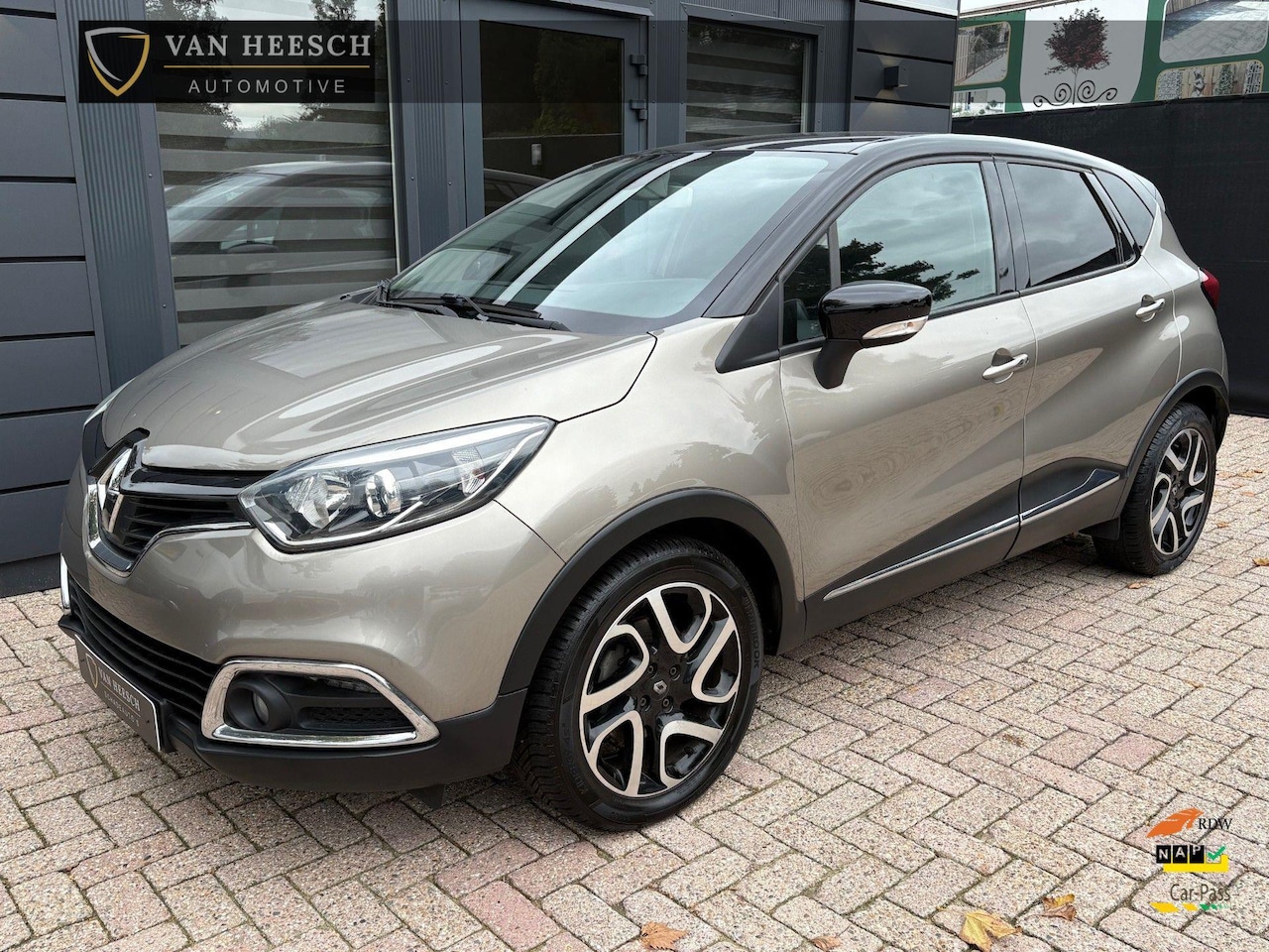 Renault Captur - 1.2 TCe Dynamique | Automaat Navi Camera | Schade - AutoWereld.nl
