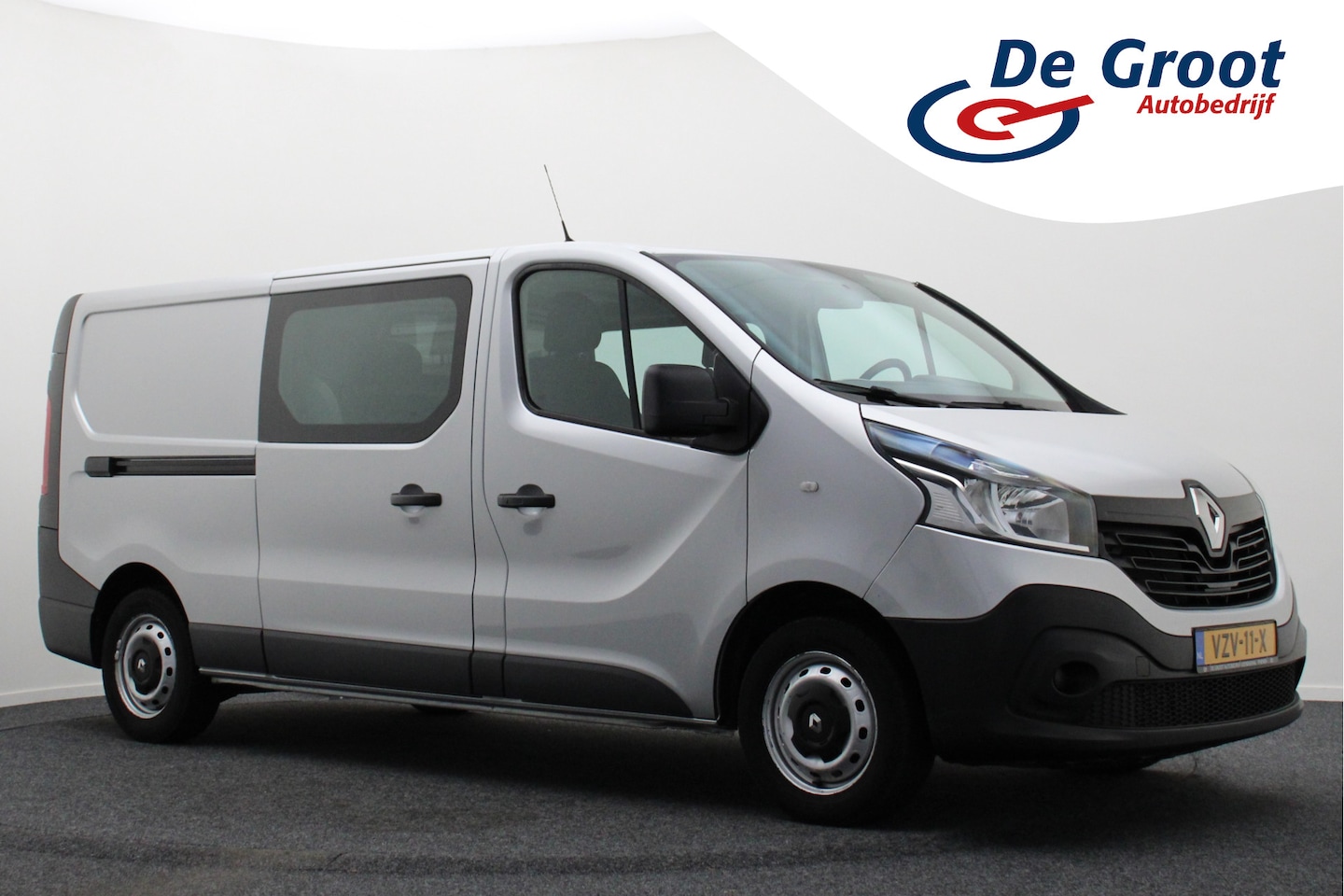 Renault Trafic - 1.6 dCi T29 L2H1 DC Comfort Keyless, Navigatie, Airco, Cruise, PDC - AutoWereld.nl