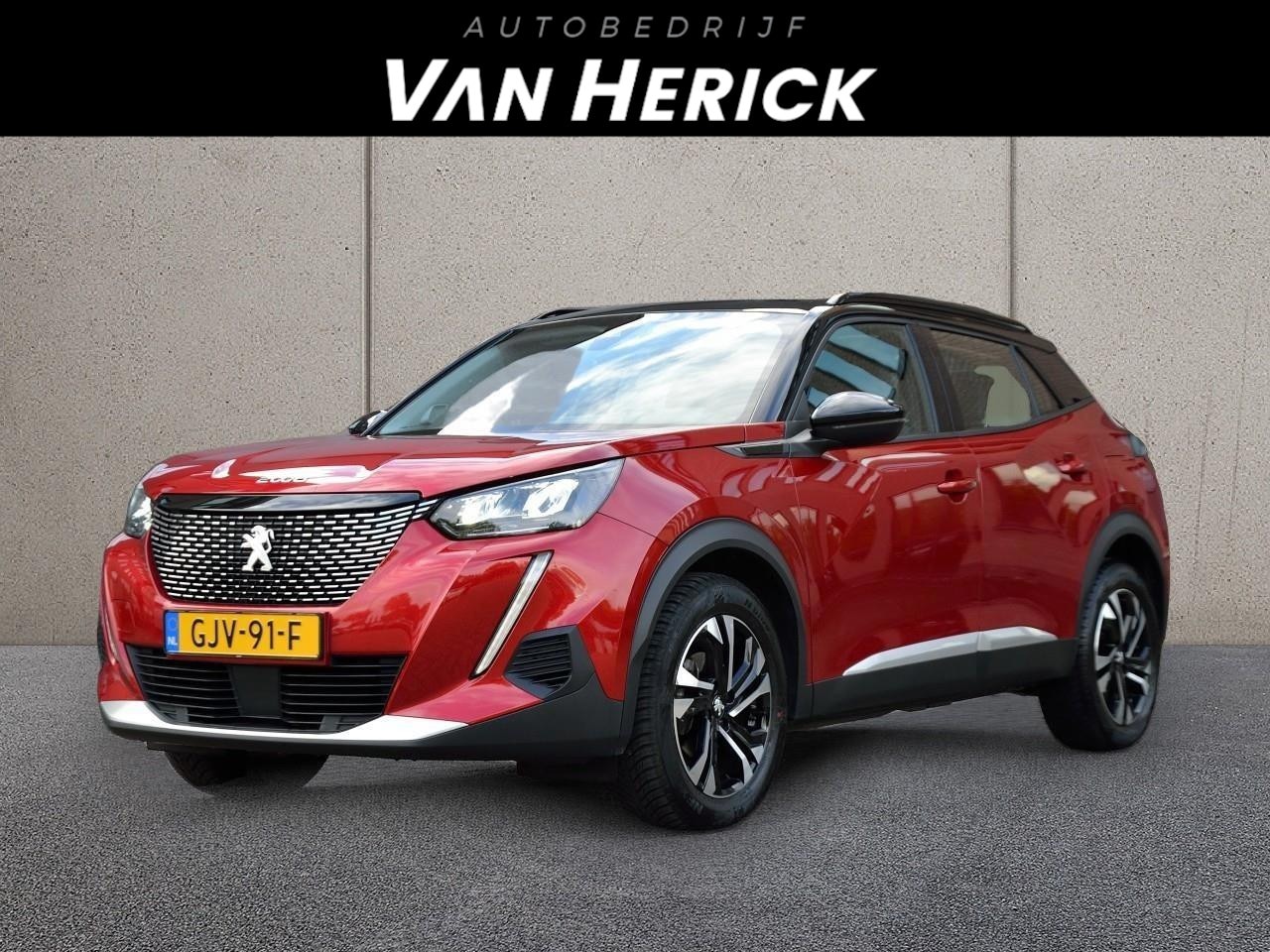 Peugeot 2008 - 1.2 PureTech Allure Automaat | Navi | Trekhaak | 360 Camera - AutoWereld.nl