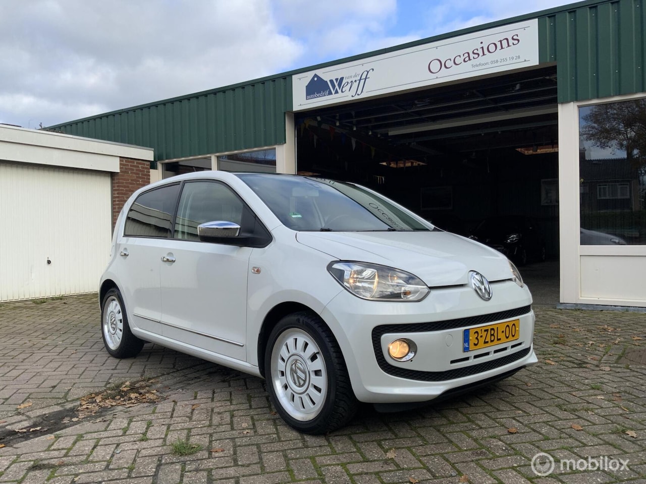 Volkswagen Up! - 1.0 high up! BM,White,Cruise,Nav,Panorama dak,Park.sensor,STOELVERW. - AutoWereld.nl