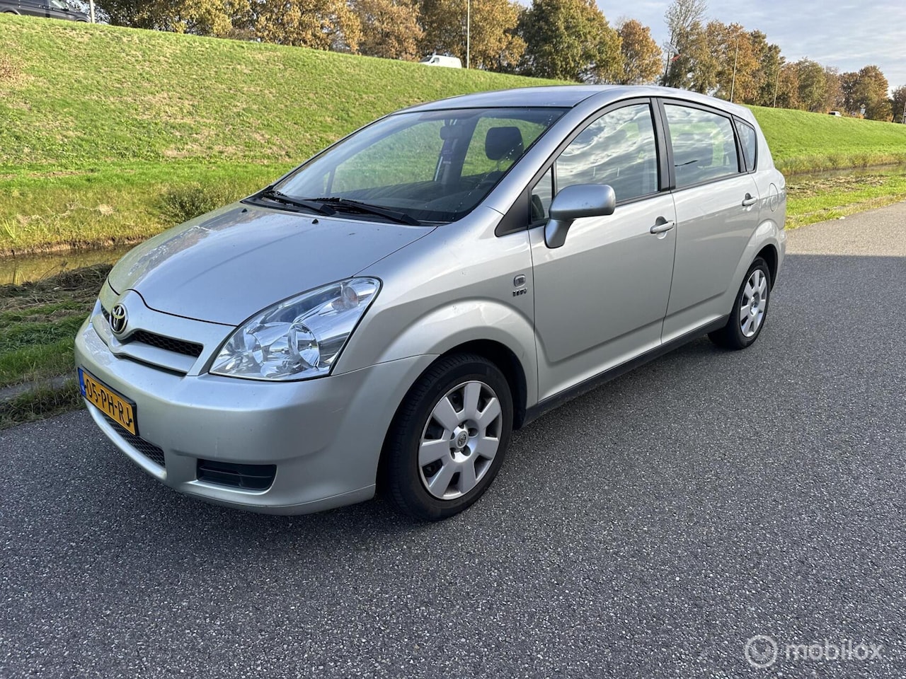 Toyota Corolla Verso - 1.6 VVT-i airco - AutoWereld.nl