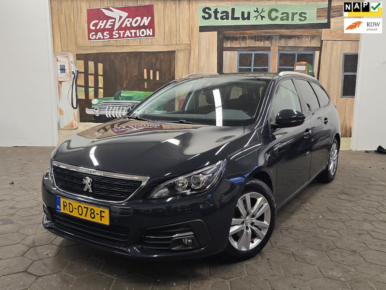 Peugeot 308 SW - 1.2 PureTech Blue Lease Executive/CARPLAY/ - AutoWereld.nl