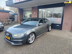 Audi A4 Limousine - 1.8 TFSI S-Line, Trekhaak, PDC, Navi, Clima, Cruise, LM, NAP