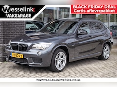 BMW X1 - xDrive20i Executive - Pano dak | Leder | Navigatie