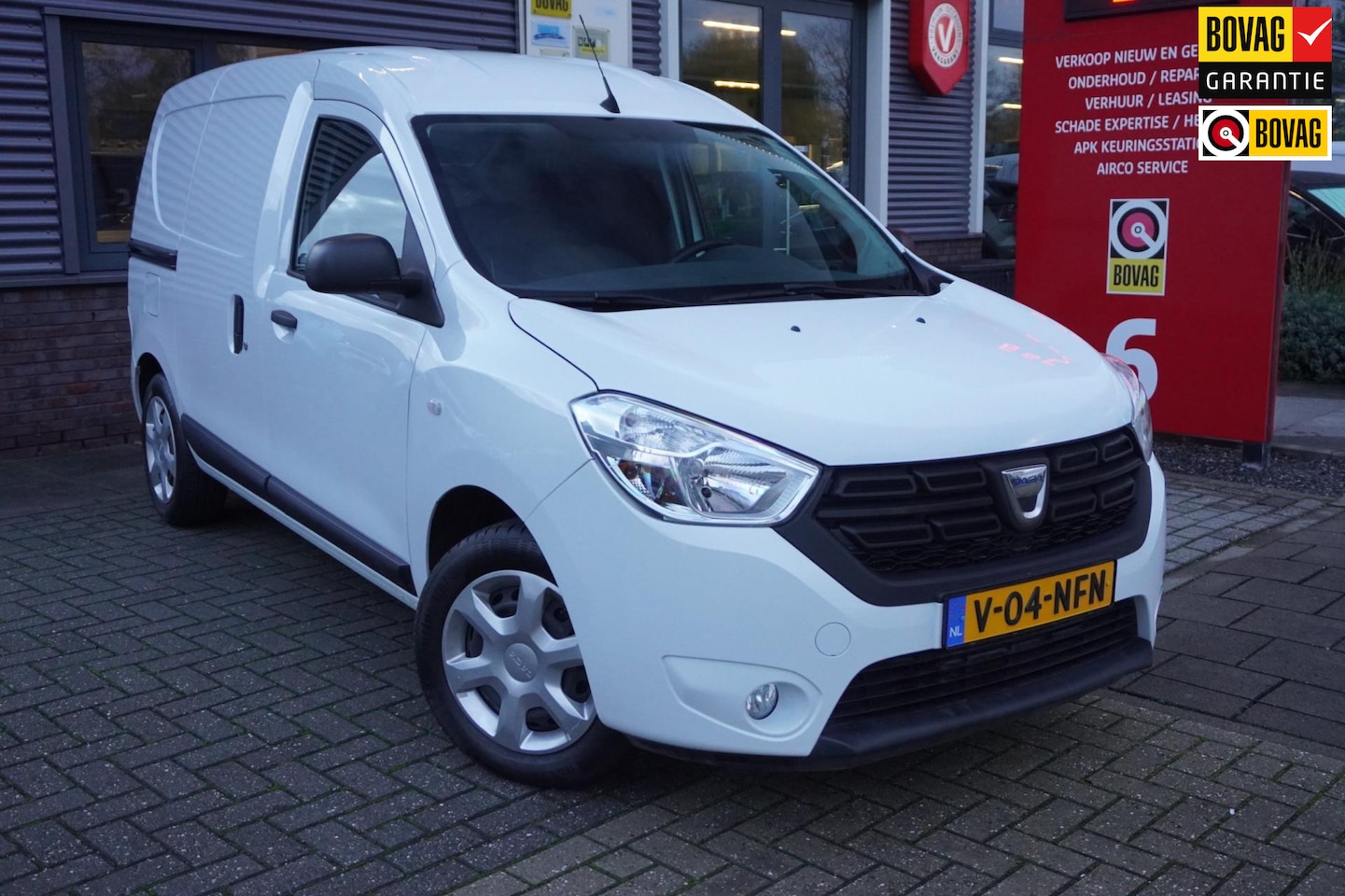 Dacia Dokker - 1.3 TCE NE6DA150N200 / Stoelverwarming / Airco / Stoelverwarming / DAB / Bluetooth / Winte - AutoWereld.nl