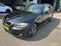 BMW 3-serie Touring - 318i Corporate Lease Business Line M Sport