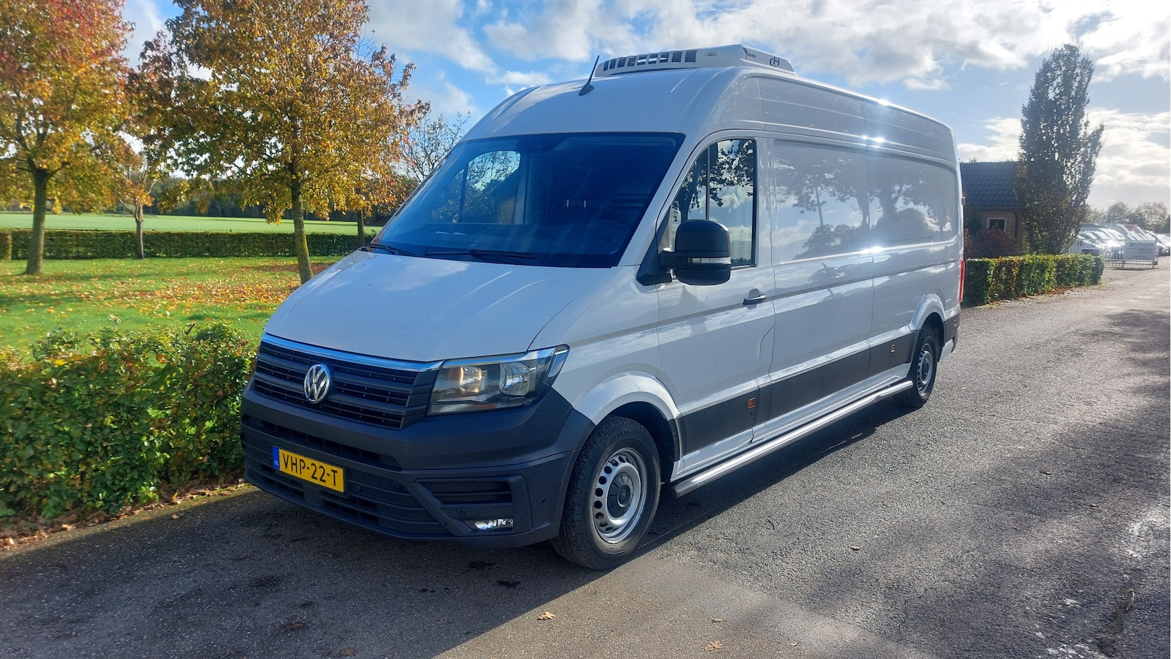 Volkswagen Crafter - 35 2.0 TDI L3H3 koel/vries AIRCO/CARPLAY/DSG BJ 2021 - AutoWereld.nl