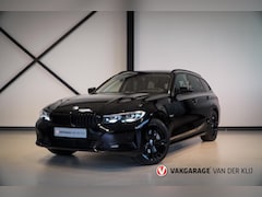 BMW 3-serie Touring - 330e xDrive Sport Line | Camera | Shadow | Sportstoel | Sfeerverlichting | Stoelverwarming
