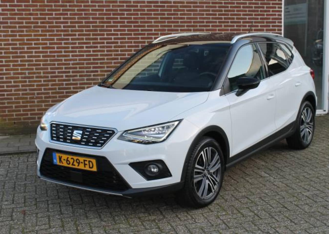 SEAT Arona - 1.0 TSI Xcellence Business Intense 1.0 TSI 115pk Xcellence Business Intense
